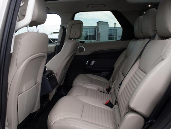 Land Rover Discovery V Рестайлинг с пробегом 2021 года, цена 7 348 000 рублей, 55420 км, внедорожник, Автокод Объявления