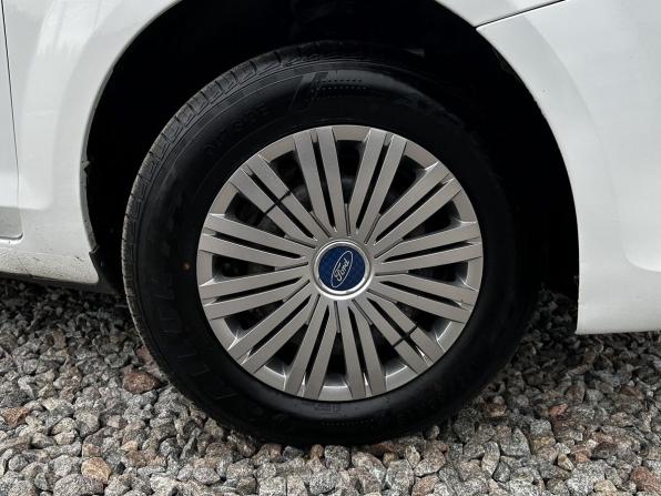 Ford Focus II Рестайлинг с пробегом 2011 года, цена 525 000 рублей, 236251 км, седан, Автокод Объявления