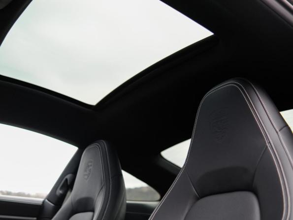 Porsche 911 VIII (992) с пробегом 2021 года, цена 17 439 000 рублей, 18871 км, купе, Автокод Объявления