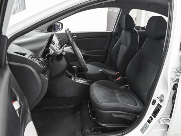Hyundai Solaris I Рестайлинг с пробегом 2014 года, цена 1 085 000 рублей, 141634 км, седан, Автокод Объявления