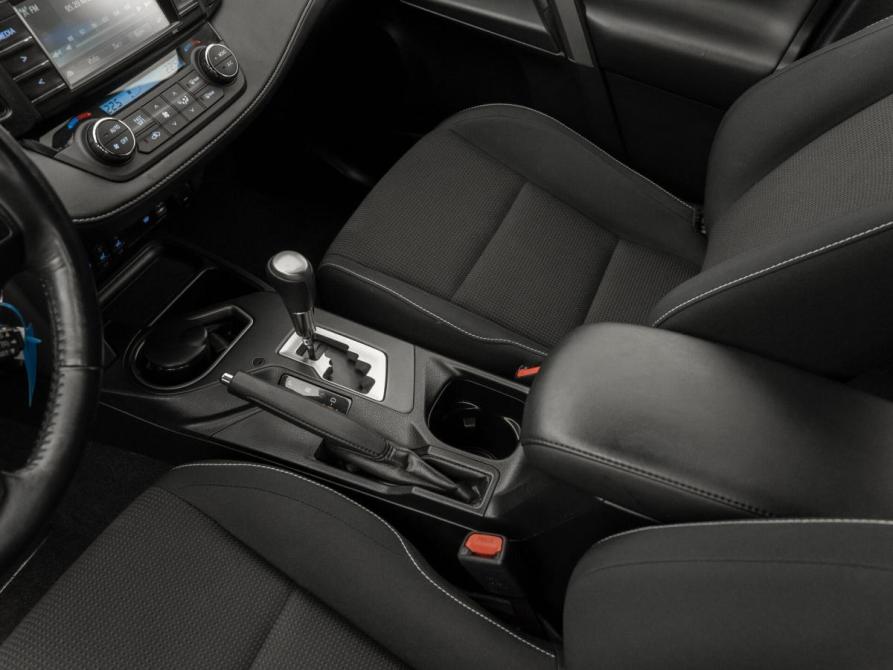 Toyota RAV4 IV (XA40) Рестайлинг Москва  - изображение 15