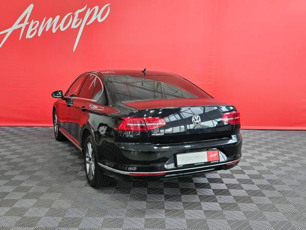Volkswagen Passat B8 с пробегом 2019 года, цена 1 949 000 рублей, 155194 км, седан, Автокод Объявления