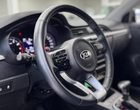 Kia Rio IV с пробегом 2019 года, цена 1 749 000 рублей, 33600 км, хэтчбек, Автокод Объявления
