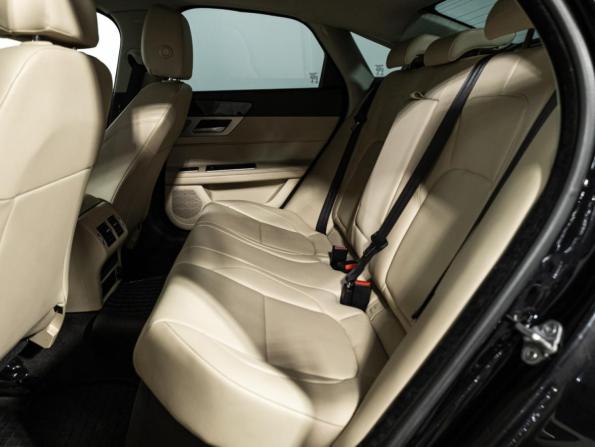 Jaguar XF II с пробегом 2016 года, цена 1 699 700 рублей, 137000 км, седан, Автокод Объявления