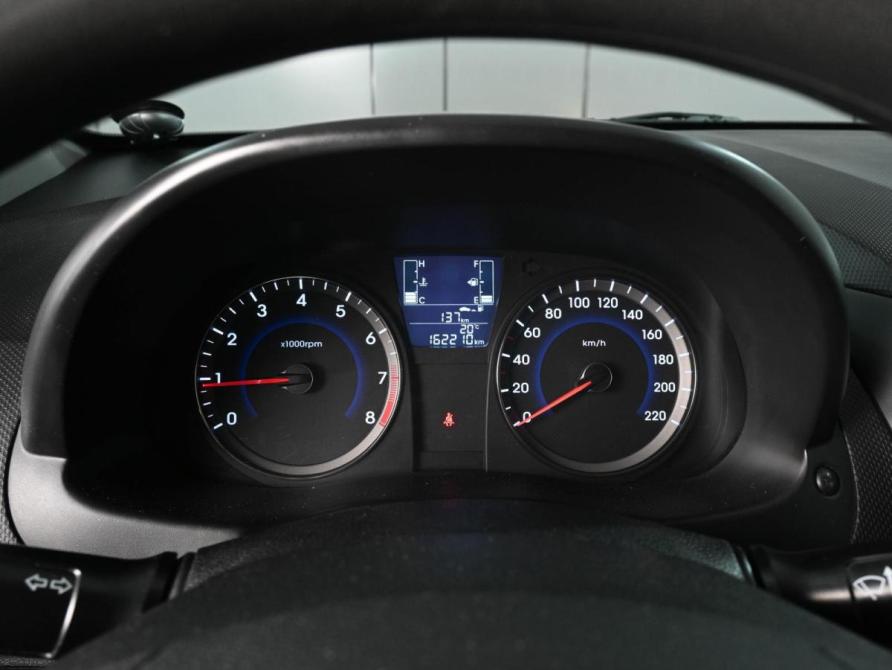 Hyundai Solaris I Рестайлинг Ростов-на-Дону  - изображение 15