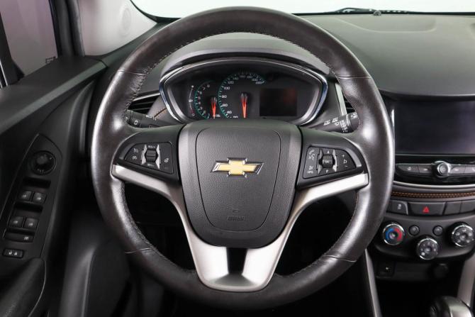 Chevrolet Trax I Рестайлинг с пробегом 2020 года, цена 1 899 000 рублей, 94121 км, внедорожник, Автокод Объявления