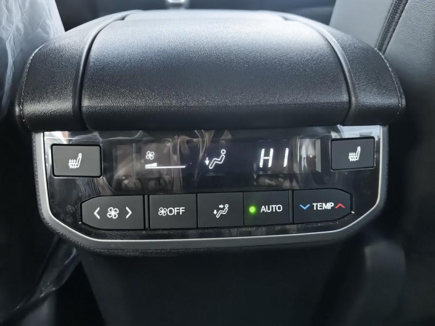 Toyota Highlander IV (XU70) Нижнекамск  - изображение 28