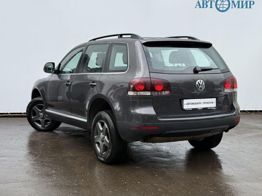Volkswagen Touareg I Рестайлинг Москва  - изображение 7