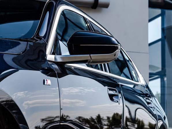 BMW 5 серии VIII (G60/G61/G68) с пробегом 2025 года, цена 8 990 000 рублей, 16 км, седан, Автокод Объявления