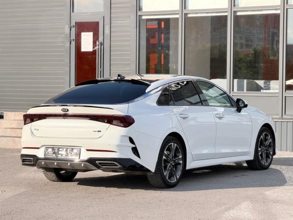 Kia K5 III с пробегом 2021 года, цена 2 550 000 рублей, 122156 км, седан, Автокод Объявления