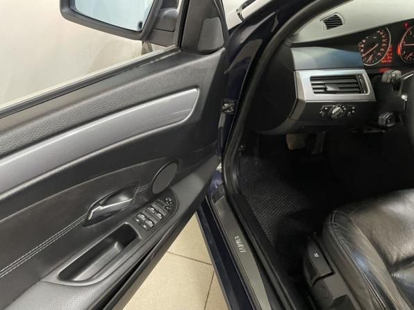 BMW 5 серии V (E60/E61) Рестайлинг с пробегом 2007 года, цена 1 020 000 рублей, 264343 км, седан, Автокод Объявления
