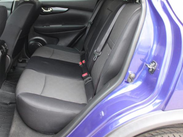Nissan Qashqai II с пробегом 2018 года, цена 1 629 000 рублей, 92321 км, внедорожник, Автокод Объявления
