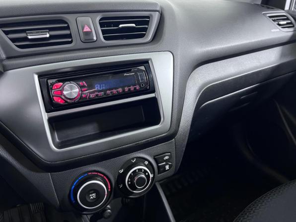 Kia Rio III с пробегом 2014 года, цена 799 000 рублей, 129700 км, хэтчбек, Автокод Объявления