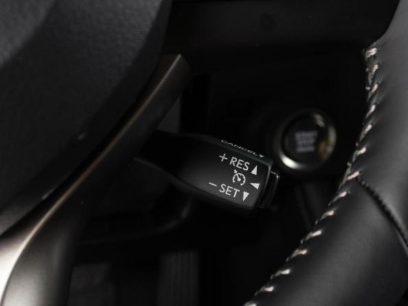 Lexus RX IV Рестайлинг с пробегом 2022 года, цена 7 629 000 рублей, 654 км, внедорожник, Автокод Объявления