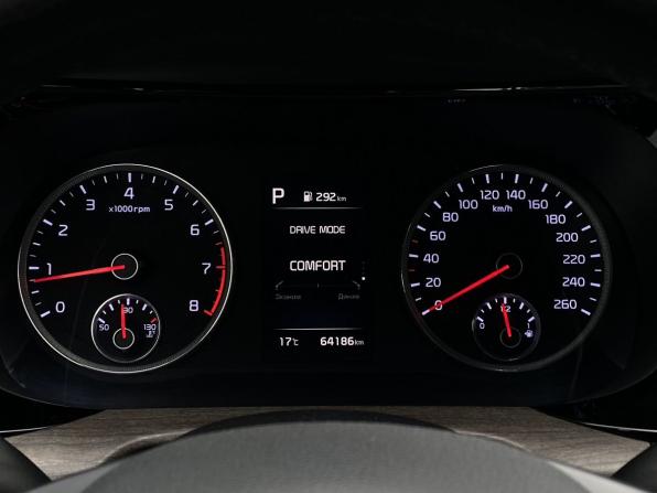 Kia K5 III с пробегом 2021 года, цена 2 659 000 рублей, 64190 км, седан, Автокод Объявления