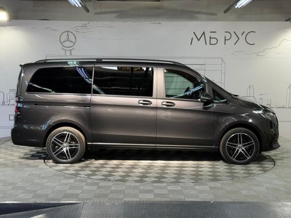 Mercedes-Benz V-Класс III (W447) Рестайлинг 2 с пробегом 2024 года, цена 12 220 000 рублей, 7900 км, минивэн, Автокод Объявления
