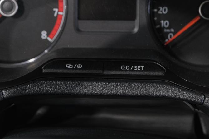 Volkswagen Polo V Рестайлинг с пробегом 2016 года, цена 1 179 000 рублей, 126800 км, седан, Автокод Объявления