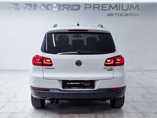 Volkswagen Tiguan II с пробегом 2016 года, цена 2 000 000 рублей, 129936 км, внедорожник, Автокод Объявления