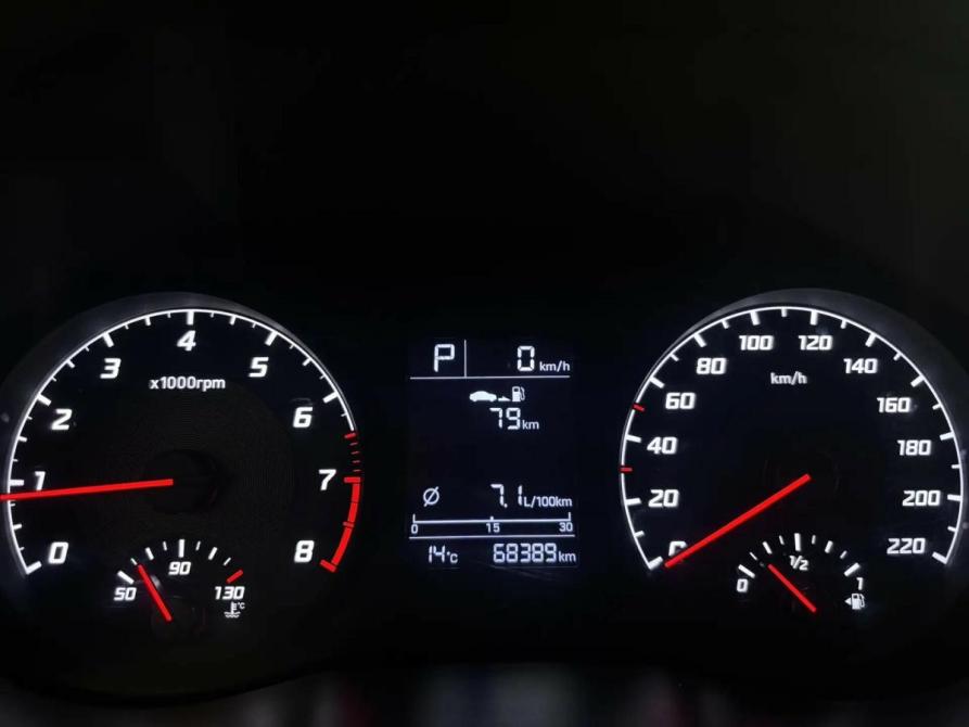 Hyundai Solaris II Рестайлинг Псков  - изображение 10