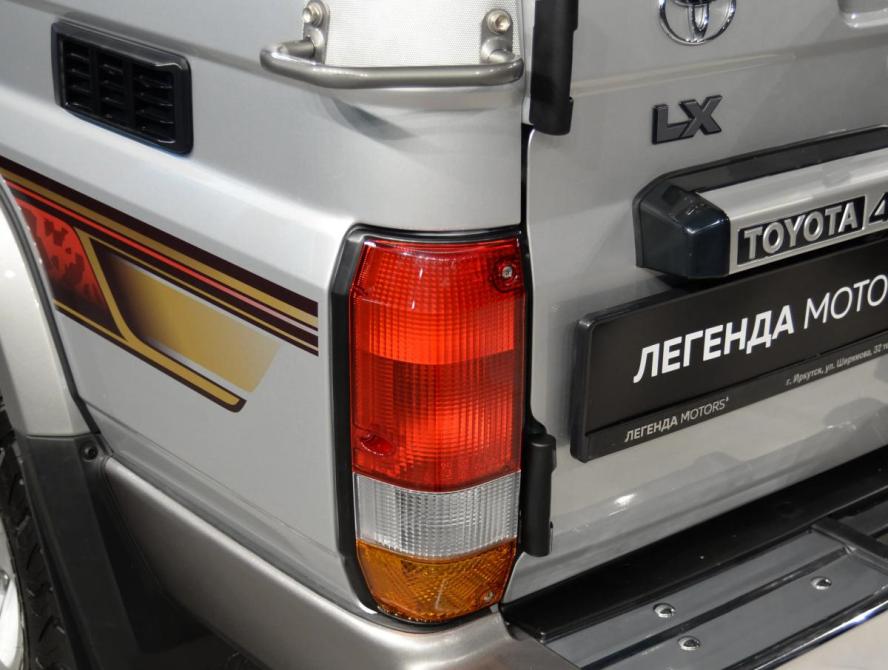 Toyota Land Cruiser 70 Series Рестайлинг 1 Иркутск  - изображение 10