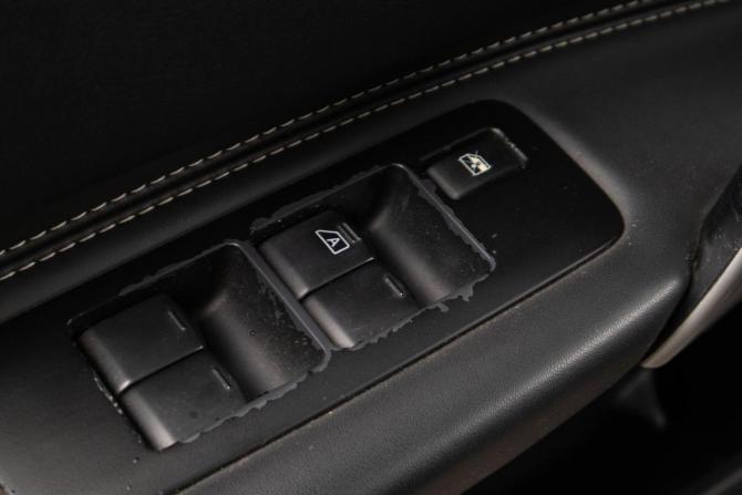 Nissan Qashqai I Рестайлинг с пробегом 2011 года, цена 1 089 000 рублей, 117500 км, внедорожник, Автокод Объявления