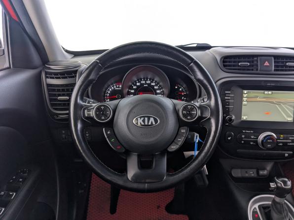 Kia Soul II Рестайлинг с пробегом 2017 года, цена 1 200 000 рублей, 199220 км, хэтчбек, Автокод Объявления