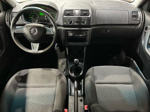Skoda Fabia II Рестайлинг с пробегом 2014 года, цена 670 000 рублей, 97852 км, хэтчбек, Автокод Объявления