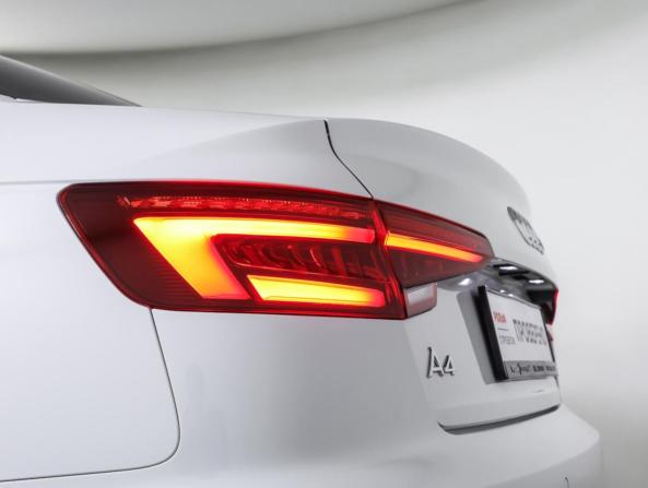 Audi A4 V (B9) с пробегом 2018 года, цена 2 300 000 рублей, 199000 км, седан, Автокод Объявления