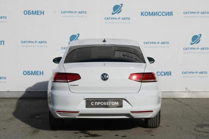 Volkswagen Passat B8 с пробегом 2018 года, цена 1 590 000 рублей, 195000 км, седан, Автокод Объявления