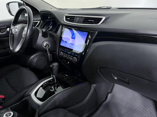 Nissan Qashqai II с пробегом 2018 года, цена 1 590 000 рублей, 136008 км, внедорожник, Автокод Объявления