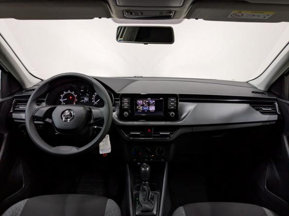 Skoda Rapid II с пробегом 2021 года, цена 1 715 000 рублей, 69993 км, лифтбек, Автокод Объявления
