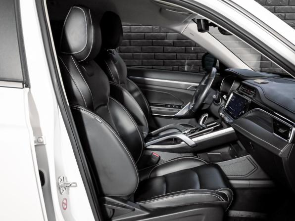 Geely Atlas Pro с пробегом 2022 года, цена 1 990 000 рублей, 45747 км, внедорожник, Автокод Объявления