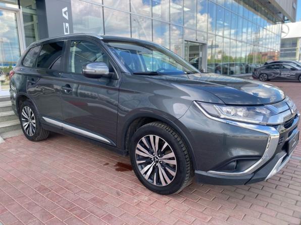 Mitsubishi Outlander III Рестайлинг 2 с пробегом 2018 года, цена 1 630 000 рублей, 195412 км, внедорожник, Автокод Объявления