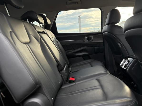 Kia Sorento IV с пробегом 2022 года, цена 3 650 000 рублей, 128760 км, внедорожник, Автокод Объявления