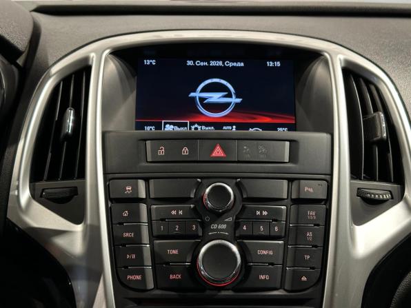 Opel Astra J Рестайлинг с пробегом 2014 года, цена 1 020 000 рублей, 141117 км, хэтчбек, Автокод Объявления
