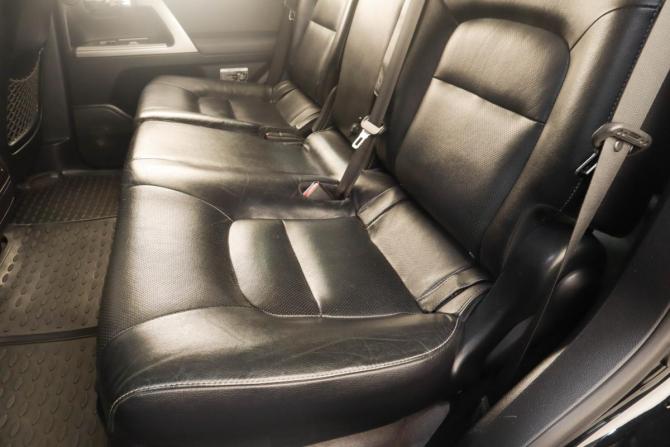 Toyota Land Cruiser 200 Series Рестайлинг 1 с пробегом 2012 года, цена 3 749 000 рублей, 199000 км, внедорожник, Автокод Объявления