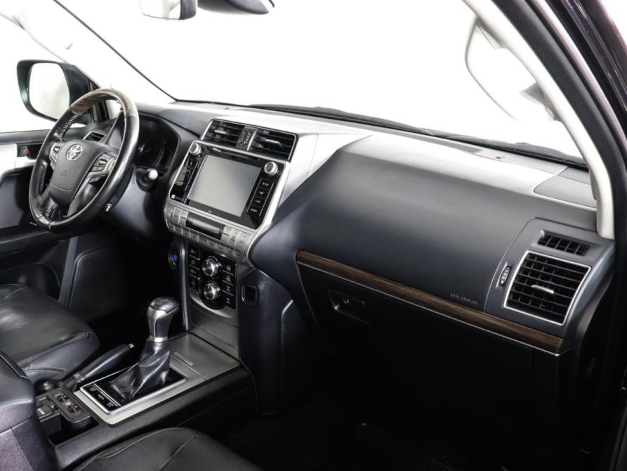 Toyota Land Cruiser Prado 150 Series Рестайлинг 2 Химки  - изображение 9