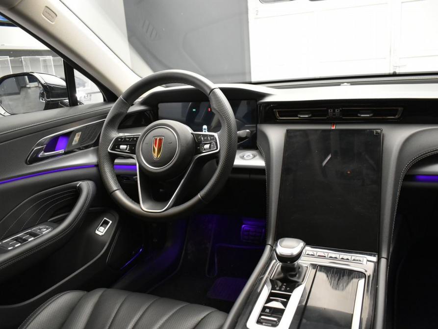 Hongqi H5 II Москва  - изображение 12