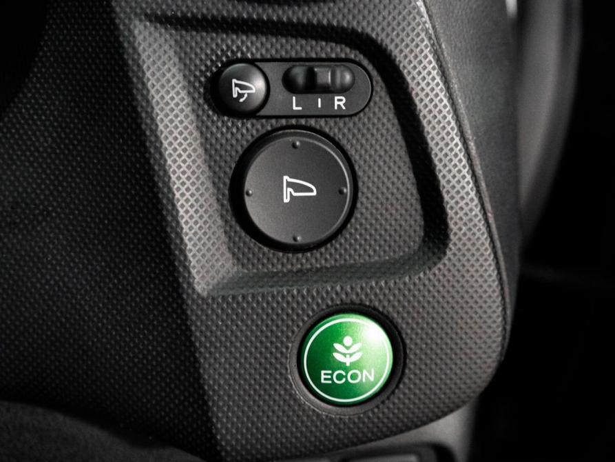 Honda Insight II Рестайлинг Иркутск  - изображение 18