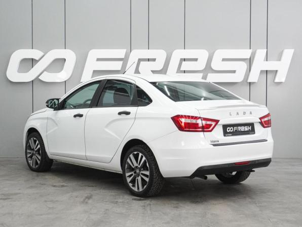Lada (ВАЗ) Vesta I с пробегом 2019 года, цена 949 000 рублей, 99471 км, седан, Автокод Объявления