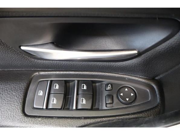 BMW 3 серии VI (F3x) Рестайлинг с пробегом 2015 года, цена 1 799 900 рублей, 117559 км, седан, Автокод Объявления
