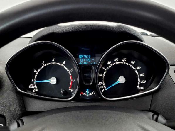 Ford Fiesta Mk6 Рестайлинг с пробегом 2016 года, цена 750 000 рублей, 131149 км, хэтчбек, Автокод Объявления