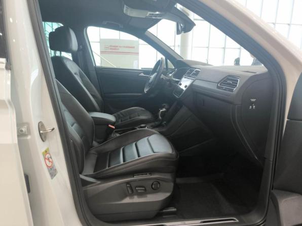 Volkswagen Tiguan II Рестайлинг с пробегом 2021 года, цена 3 720 000 рублей, 106360 км, внедорожник, Автокод Объявления