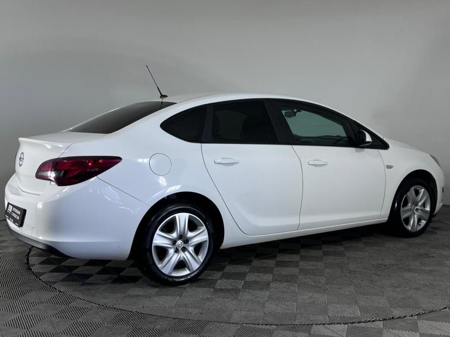 Opel Astra J Рестайлинг Ростов-на-Дону  - изображение 5