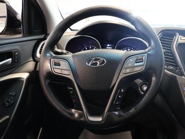 Hyundai Santa Fe III с пробегом 2013 года, цена 1 466 100 рублей, 229075 км, внедорожник, Автокод Объявления