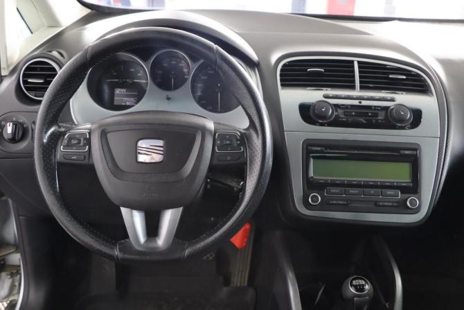 SEAT Altea I Рестайлинг с пробегом 2011 года, цена 679 990 рублей, 177436 км, минивэн, Автокод Объявления
