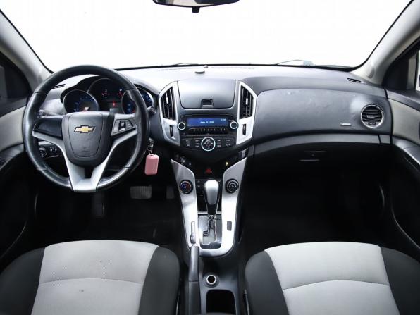 Chevrolet Cruze I Рестайлинг с пробегом 2013 года, цена 630 000 рублей, 266696 км, седан, Автокод Объявления