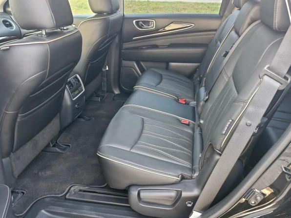 Infiniti QX60 I Рестайлинг с пробегом 2018 года, цена 2 890 000 рублей, 85069 км, внедорожник, Автокод Объявления