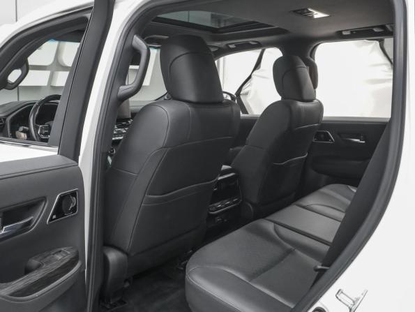 Toyota Land Cruiser 300 Series с пробегом 2021 года, цена 10 990 000 рублей, 70456 км, внедорожник, Автокод Объявления