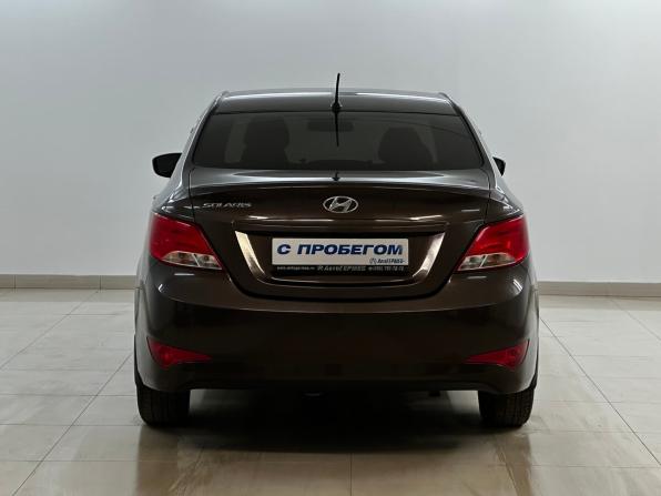Hyundai Solaris I Рестайлинг с пробегом 2016 года, цена 910 000 рублей, 215295 км, седан, Автокод Объявления